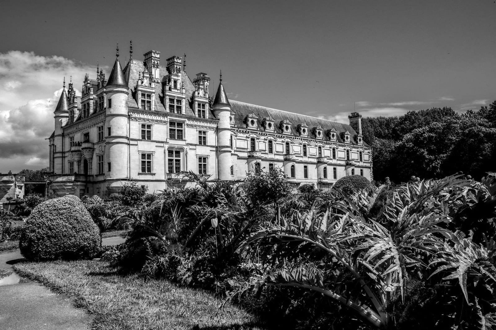 Bike the Loire châteaux, France