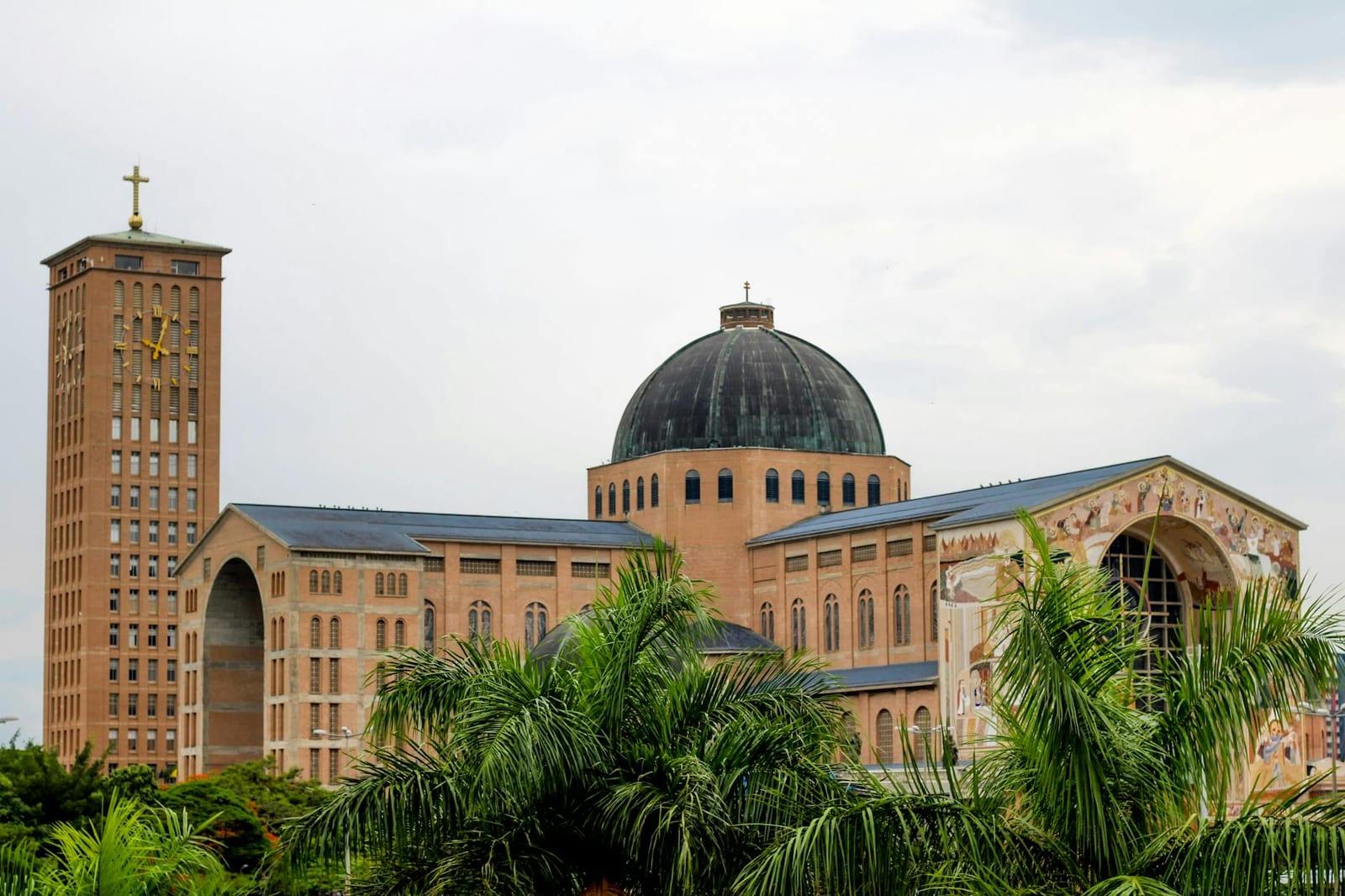 Basilique Sainte-Anne, Congo