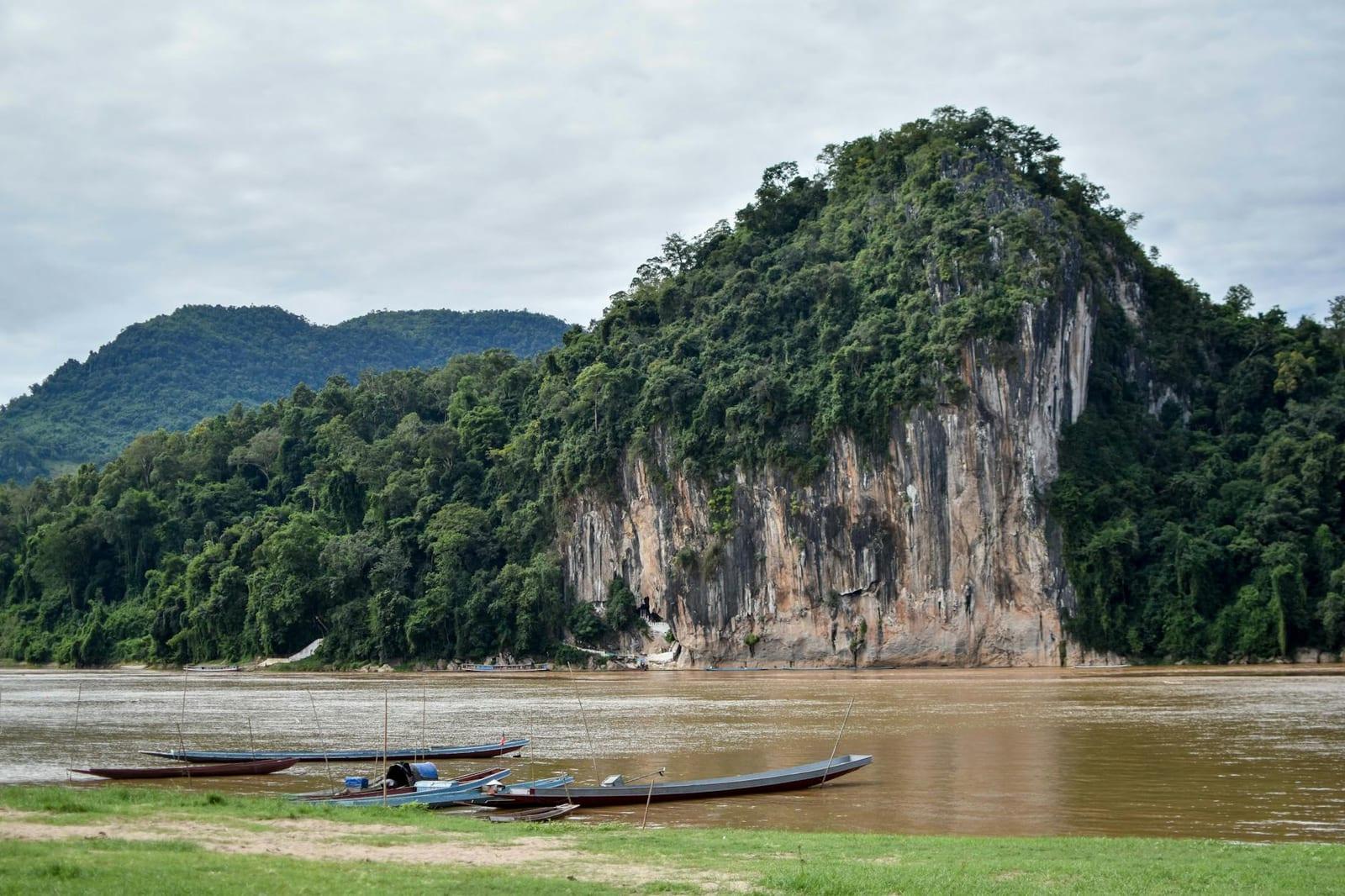 Pak Ou Caves, Laos