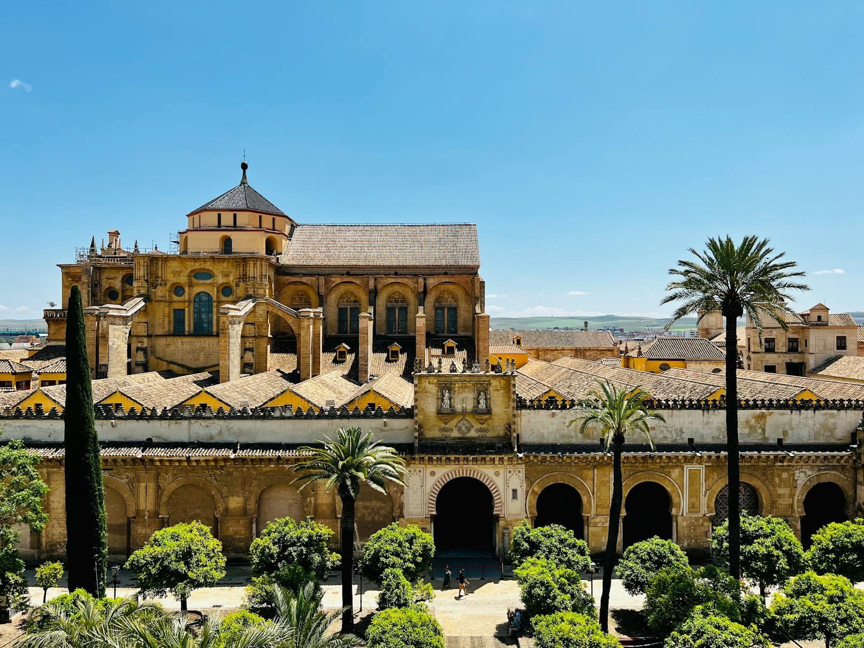 Great Cathedral and Mosque hero