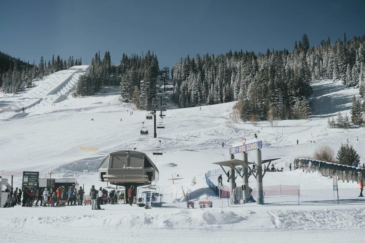 Aspen — Skiing