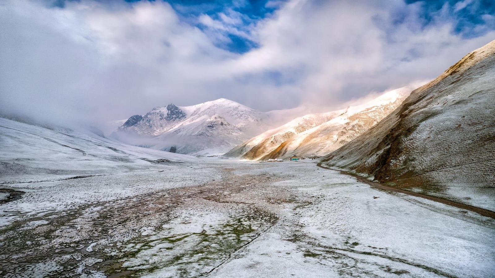 Kakshaal Too, Kyrgyzstan