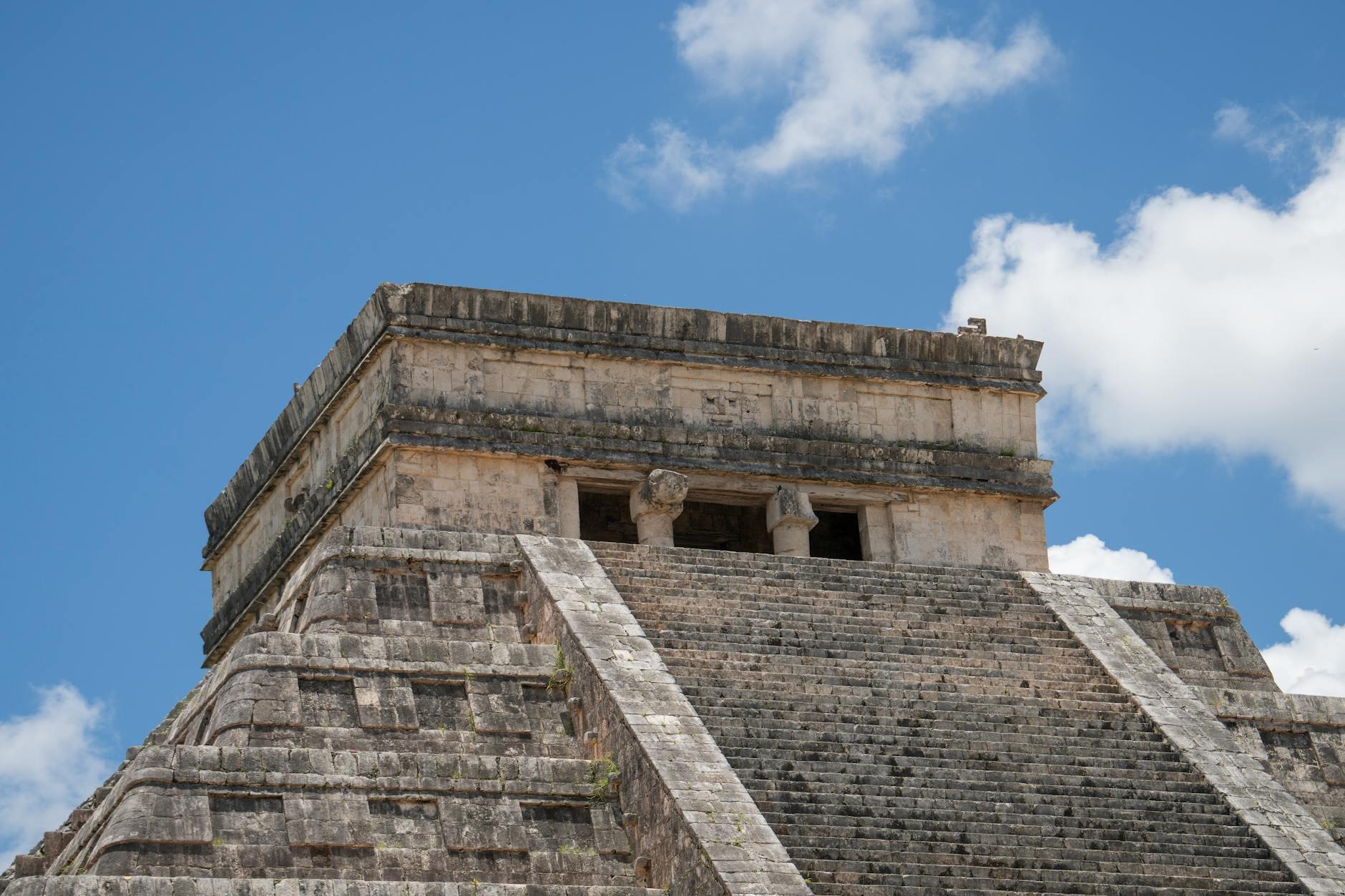 Chichen Itza hero